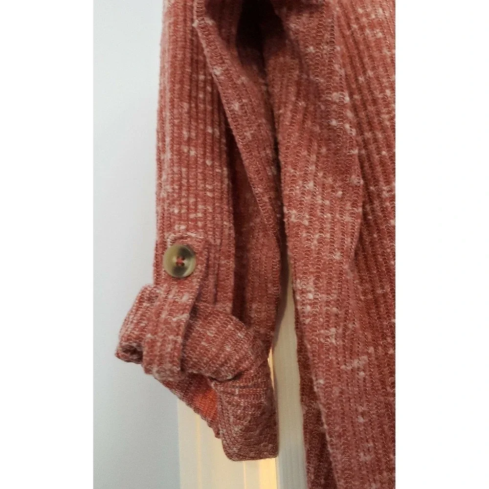 No Boundries Junior Cardigan.‎ Top Size XL 15/17 Rust button down.